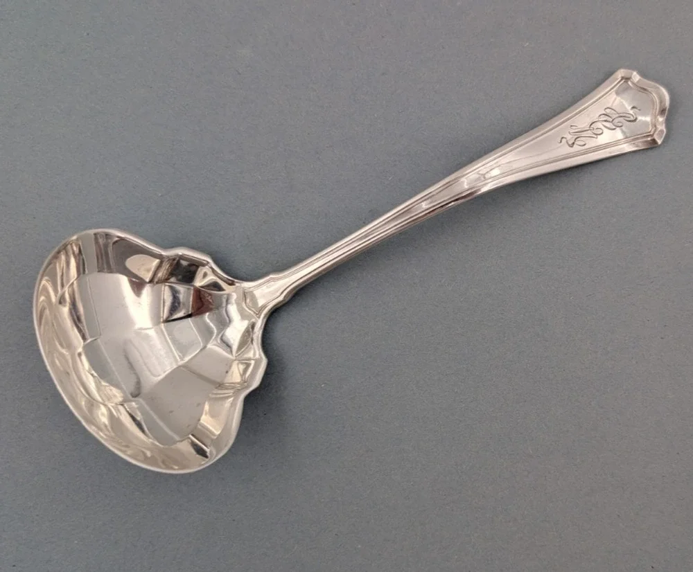 R Wallace & Sons Washington Sterling Silver Gravy Sauce Ladle 7